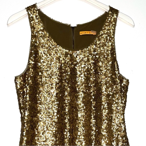 Alice + Olivia Paint The Town Gold Sequin Dress Womens Silk Disco Party SZ M NYE - Picture 2 of 9